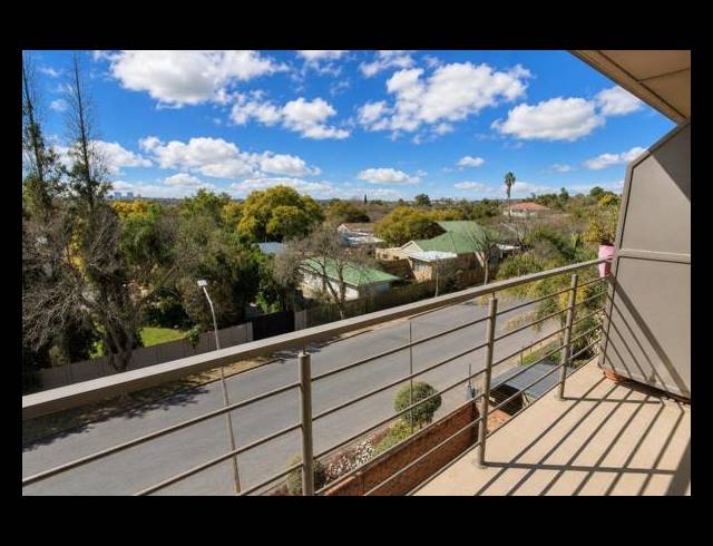 1 BEDROOM APARTMENT FOR SALE IN EDENVALE CENTRAL